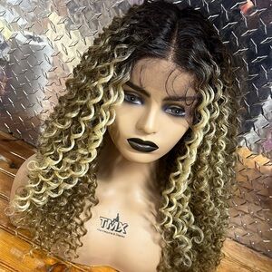 Water wave style lace front